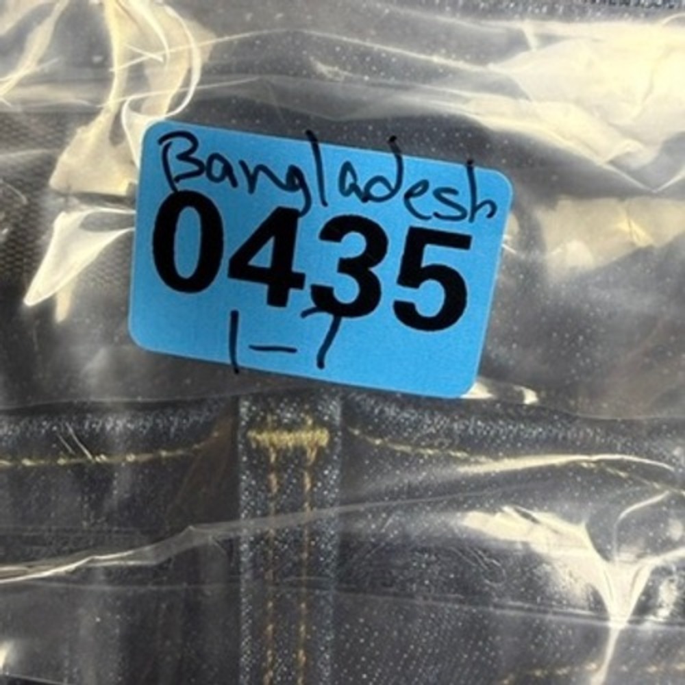 Levis 505 Straight Leg Jeans Womens Size 8M/W29 Dark Wash Blue Denim 15505-0111 - Picture 15 of 15